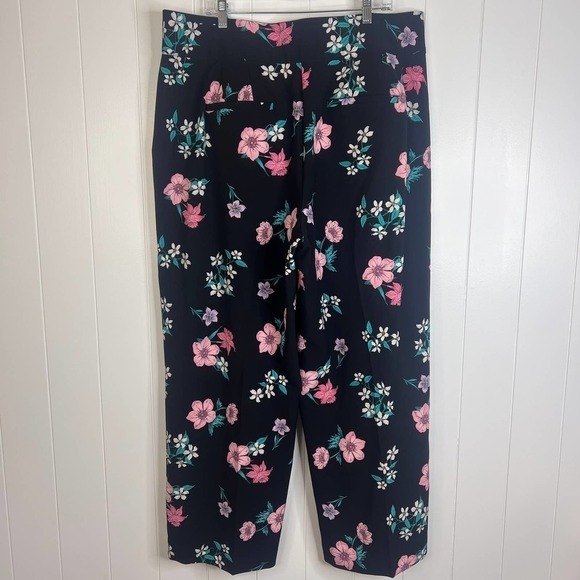 Lane Bryant The Allie Black Wide Leg Floral Flowy‎ Pants SZ 18 - Picture 6 of 7